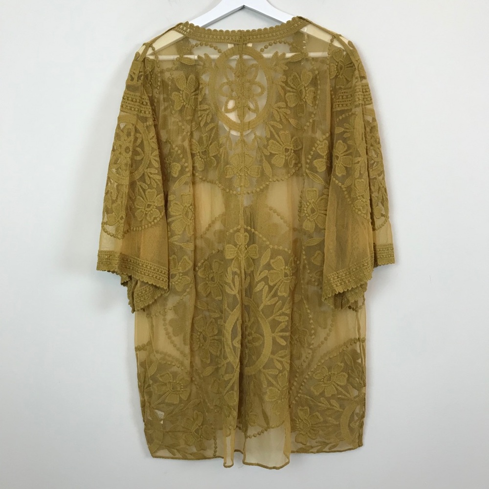 NWT Umgee Lace Kimono Size Medium 3/4 Sleeves - Picture 2 of 5
